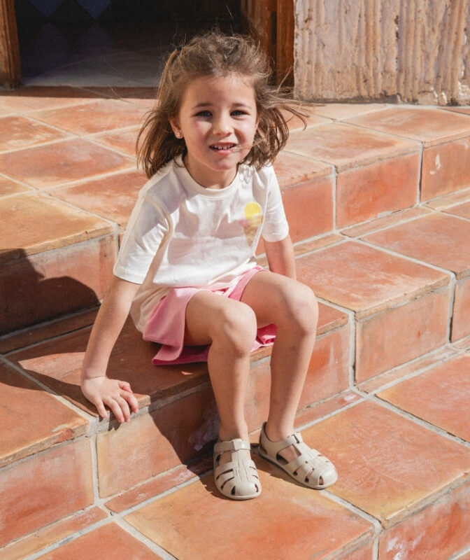 Cómo elegir correctamente sandalias infantiles